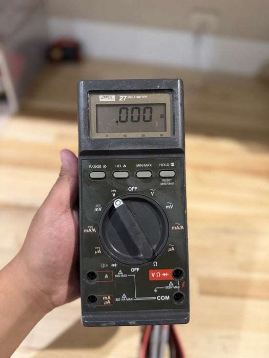 FLUKE 27 DIGITAL MULTIMETER WITH LEADS