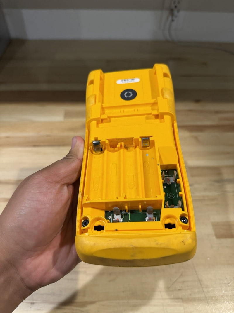 FLUKE 789 PROCESS METER FOR PARTS