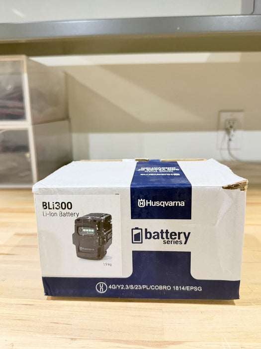 HUSQVARNA BLi300 - 36V 9.0 AH BATTERY NEW OEM 967071902 (NEW FACTORY SEALED)