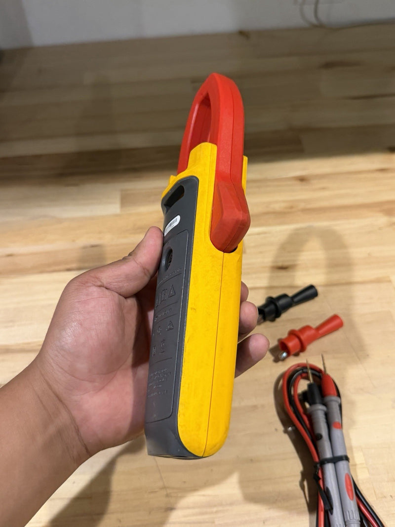FLUKE 374 FC TRMS CLAMP METER WITH LEADS & CLIPS TESTED