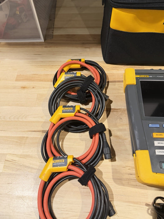 FLUKE 435 II POWER QUALITY & ENERGY ANALYZER W/ ACCESSORIES & CHARGER-SHIPS FREE