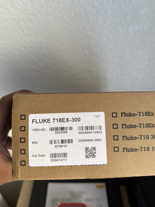 FLUKE 718EX300G INTRINSICALLY SAFE PRESSURE CALIBRATOR MFD2024 NEW SEALED