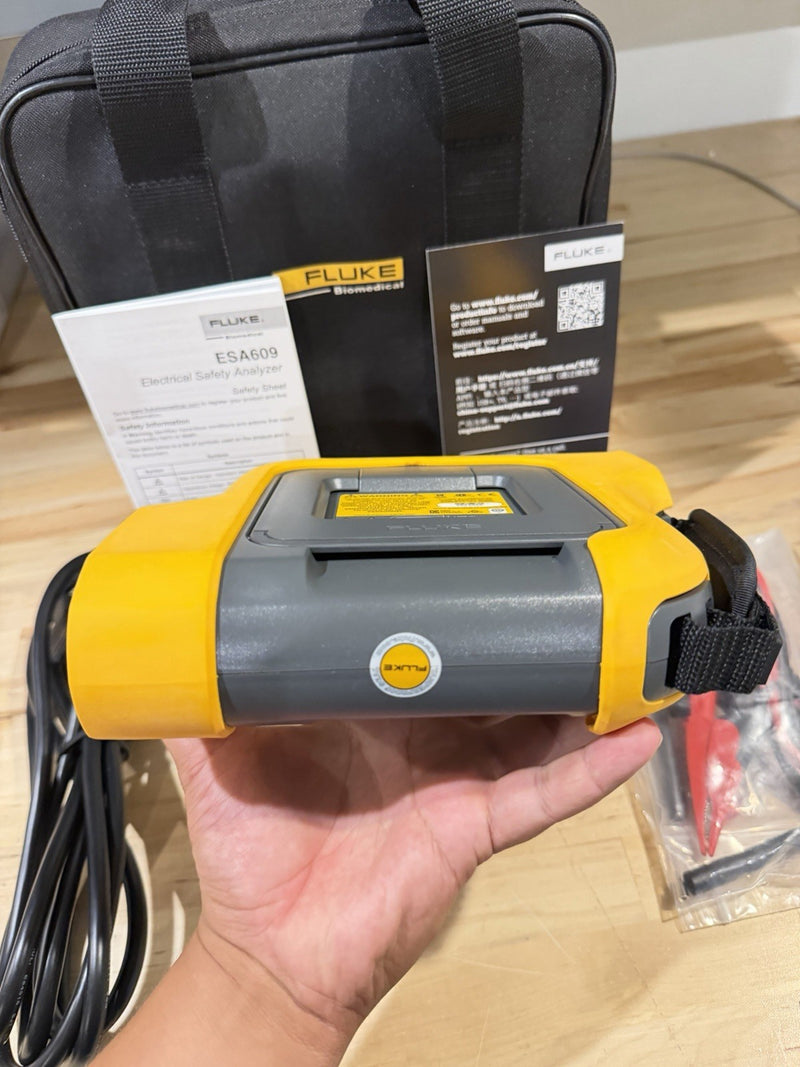 FLUKE BIO MEDICAL ESA609 ELECTRICAL SAFETY ANALYZER PORTABLE METER & ACCESSORIES
