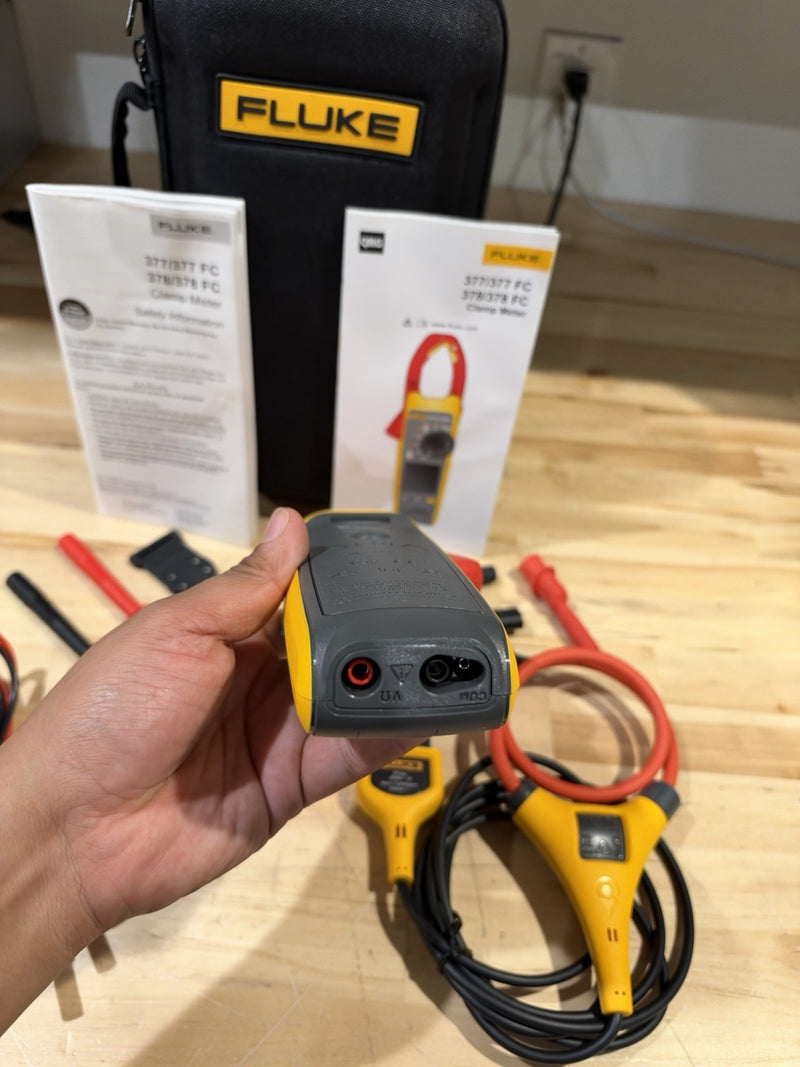 FLUKE 377 FC NON-CONTACT VOLTAGE CLAMP METER SHIPS FAST