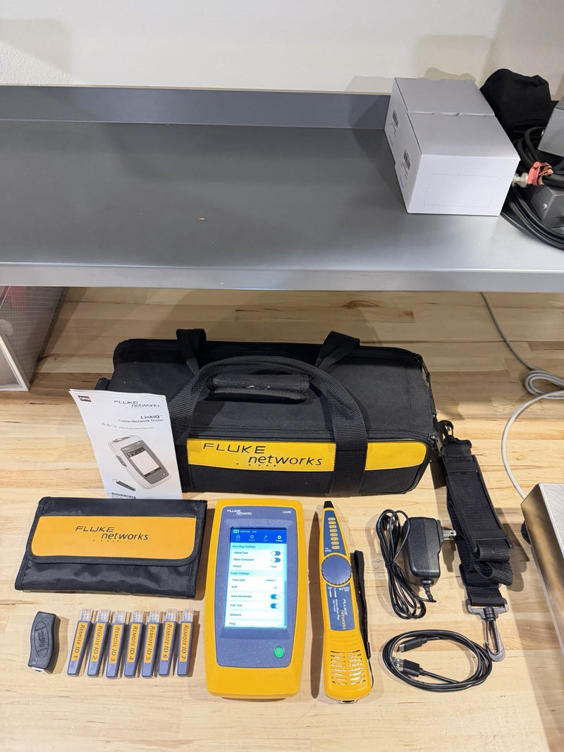 FLUKE NETWORKS LIQ-100 LINKIQ KIT CABLE & NETWORK TESTER W ACCESSORIES