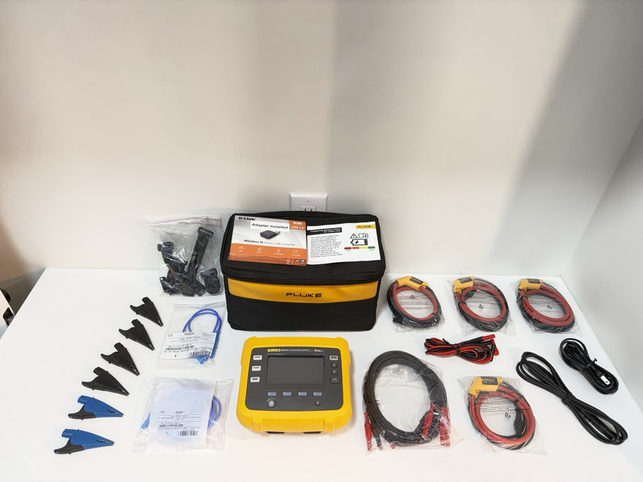 FLUKE 3540 FC 3-PHASE POWER MONITOR WITH ACCESSORIES TESTED NEW
