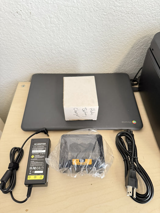 FLUKE BC7217 BATTERY CHARGER FOR BP72XX FLUKE 744, 743B, 741B, 702, 701