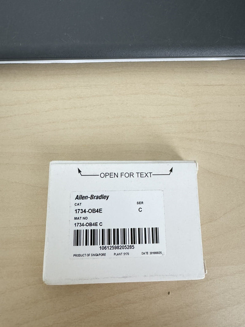 ALLEN BRADLEY PONIT 1734-OB4E POINT SOURCE OUTPUT MODULE I/O