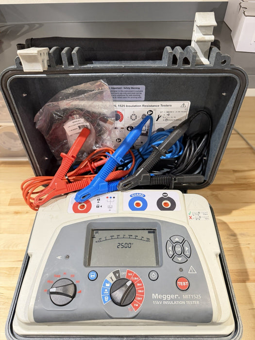 MEGGER MIT1525 15 KV HIGH VOLTAGE INSULATION RESISTANCE TESTER WITH CABLES - TESTED