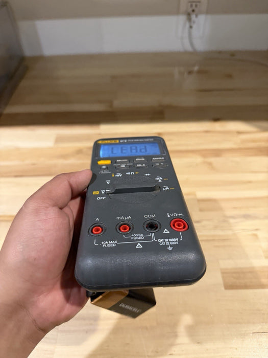 FLUKE 87V TRUE RMS MULTIMETER (PARTS ONLY) FOR PARTS - SHIPS FAST