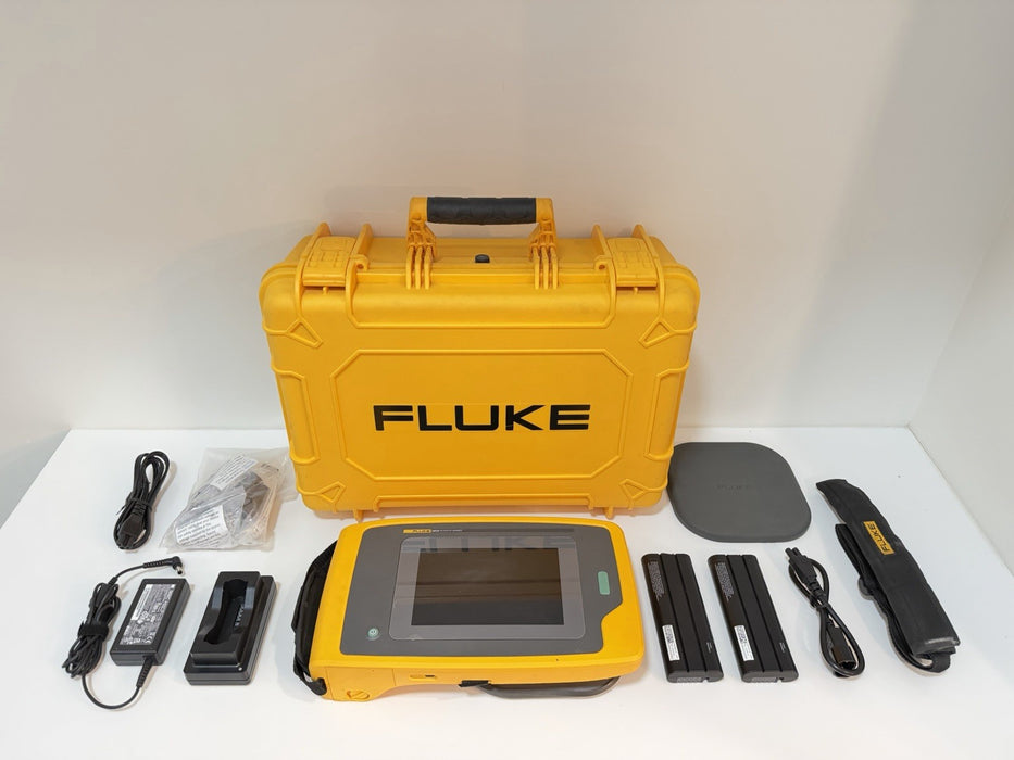 FLUKE II910 ACOUSTIC IMAGER WITH ACCESSORIES TESTED