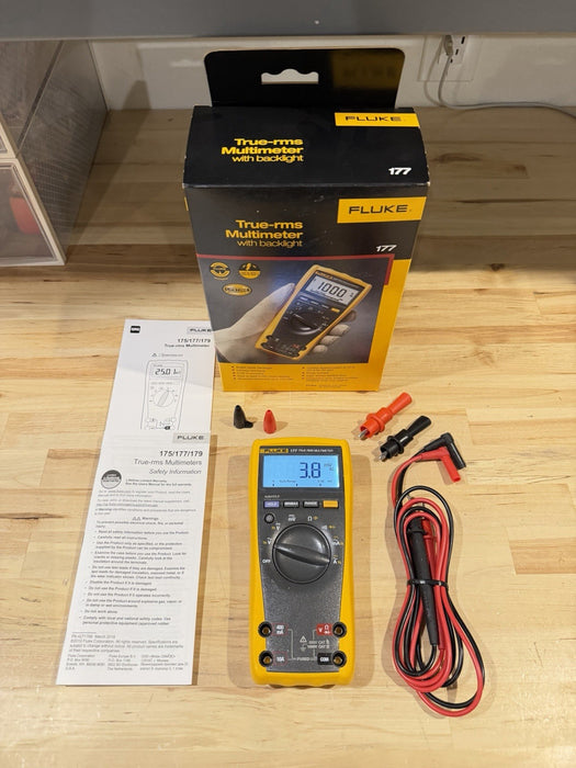 FLUKE 177 TRUE RMS DIGITAL MULTIMETER & TEMPERATURE (NEW FACTORY SEALED)MFD 2025