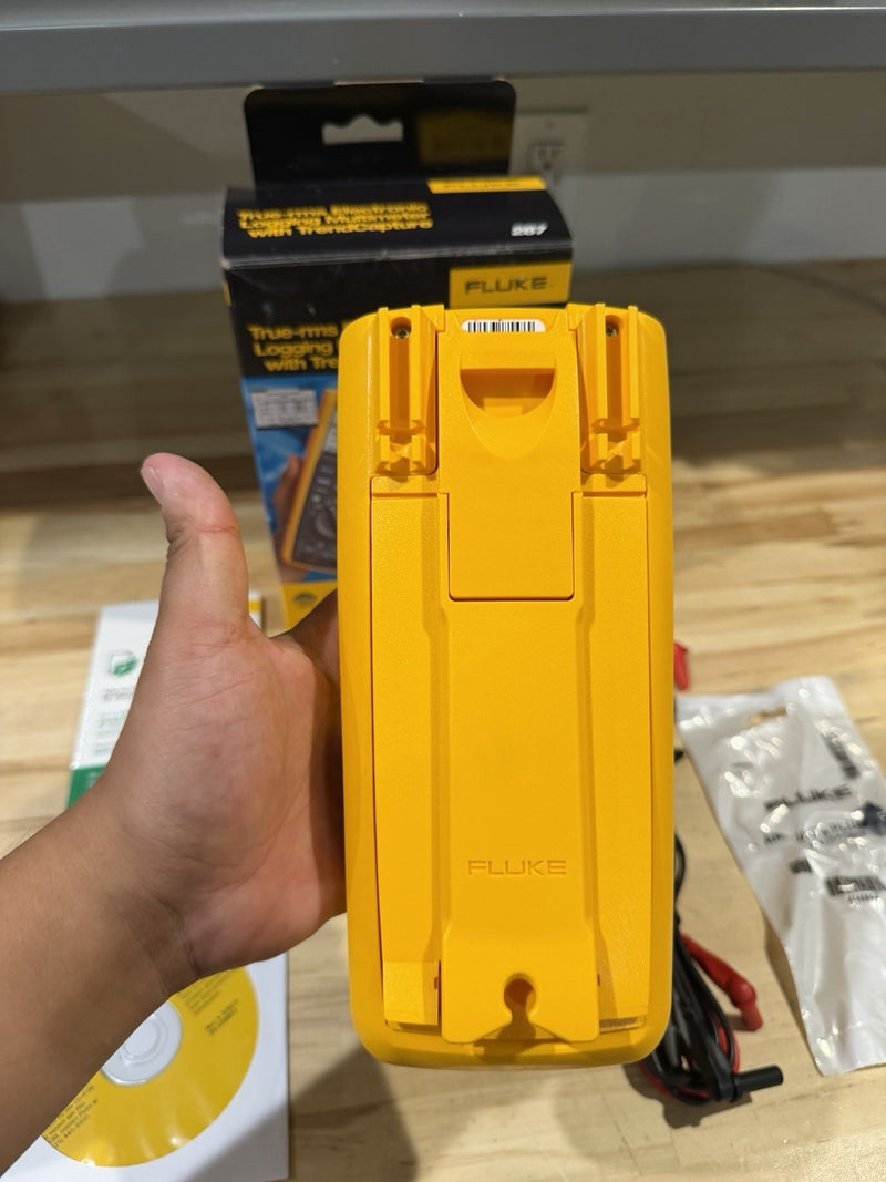 FLUKE 287 TRUE-RMS ELECTRONIC LOGGING MULTIMETER W/ TREND CAPTURE (NEW)