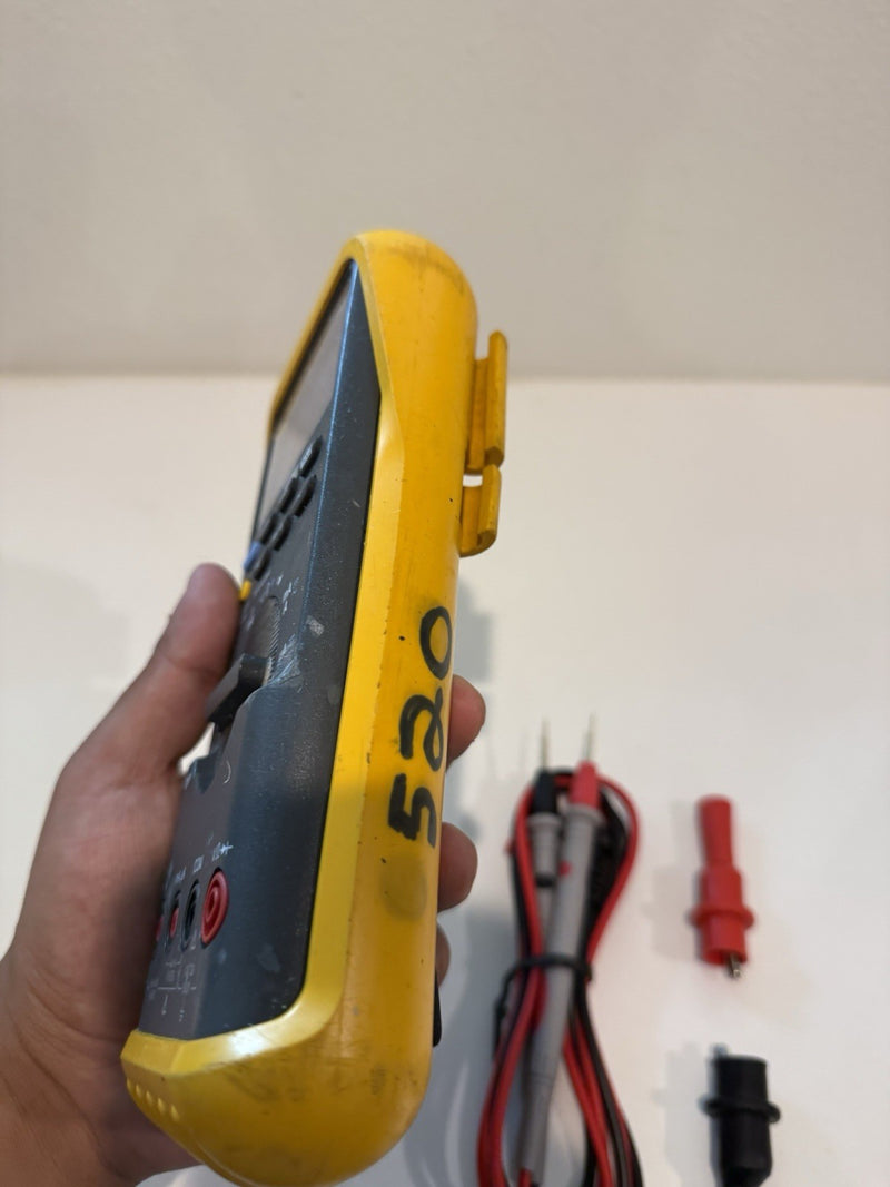 FLUKE 87 III TRUE RMS MULTIMETER WITH LEADS & CLIPS