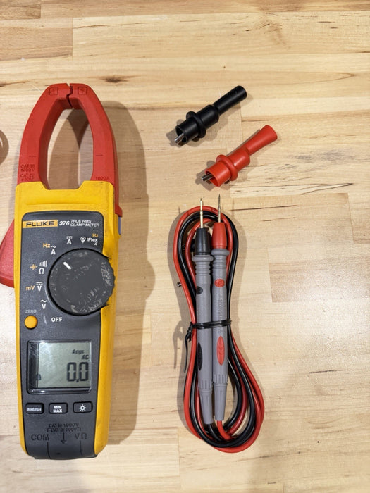 FLUKE 376 AC/DC TRUE RMS WIRELESS CLAMP METER W /LEADS & CLIPS -SHIPS FAST