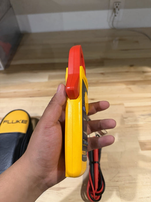 FLUKE 324 TRUE-RMS CLAMP METER W/ LEADS & CASE - SHIPS FAST