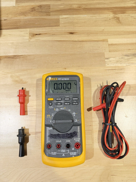 FLUKE 88V AUTOMOTIVE MULTIMETER W/ LEADS & CLIPS - SHIPS FREE (TESTED)