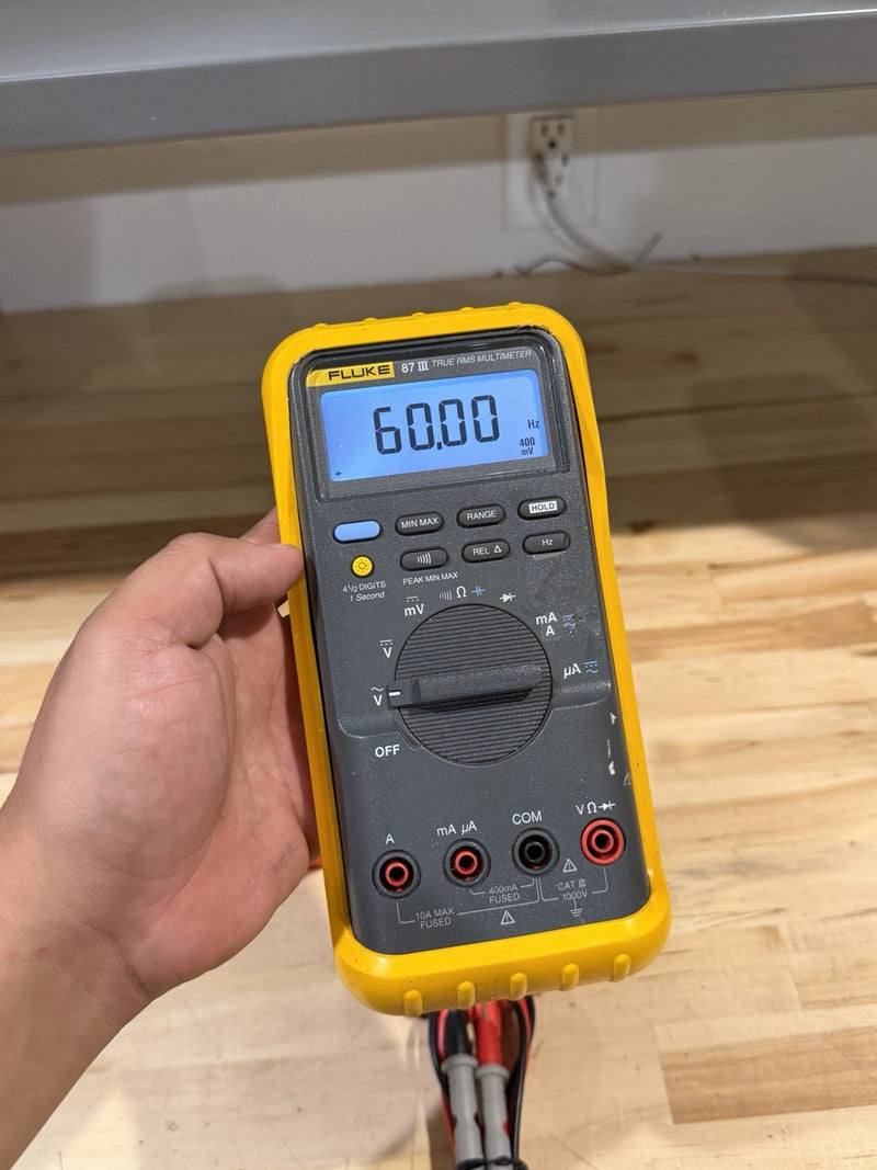 FLUKE 87 III TRUE RMS MULTIMETER W/LEADS & CLIPS - SHIPS FAST #5