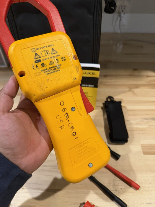 FLUKE 353 AC/DC CLAMP METER W/ LEADS & BAG (TESTED) SHIPS FAST
