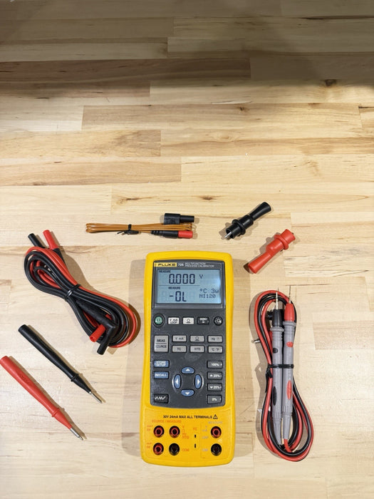FLUKE 725 MULTIFUNCTION PROCESS CALIBRATOR WITH LEADS & CLIPS TESTED