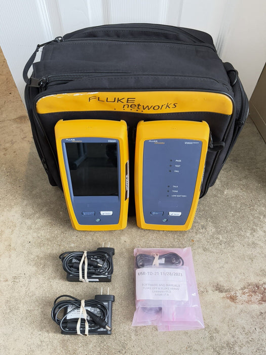 FLUKE NETWORKS VERSIV MAINFRAME & REMOTE WITH BAG & ACCESSORIES