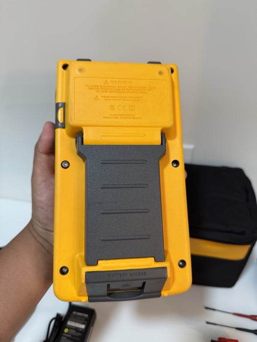 FLUKE 744 PROCESS CALIBRATOR W/ NEW LEAD SET & BAG (TESTED) SHIPS FAST