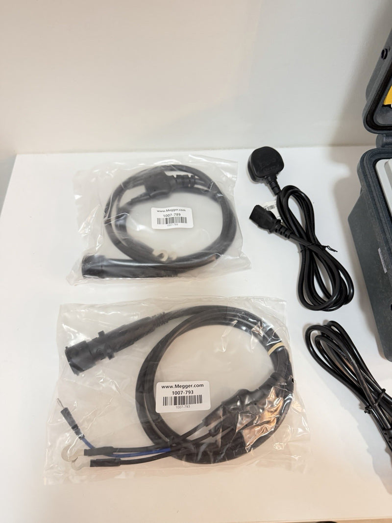 MEGGER DLRO10HD DIGITAL LOW RESISTANCE OHMMETER WITH CABLES