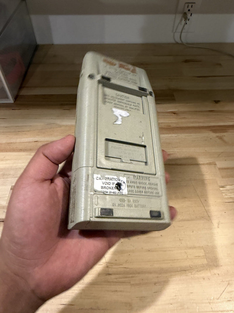 FLUKE 8060A TRUE RMS MULTIMETER FOR PARTS