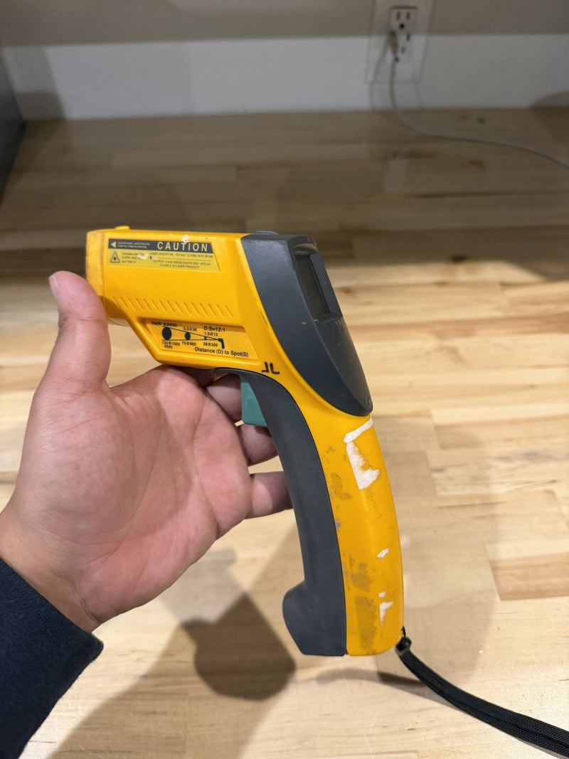 FLUKE 63 INFD THERMOMETER RARE