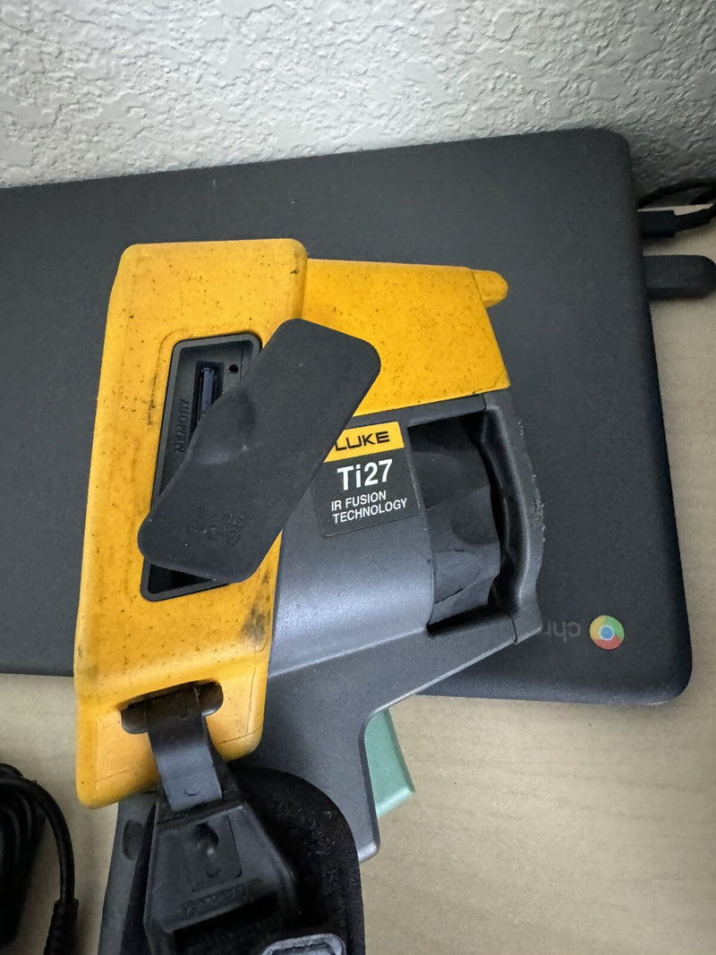 FLUKE TI27 60HZ 240 X 180 THERMAL IMAGING CAMERA WITH BATTERY & CHARGER-