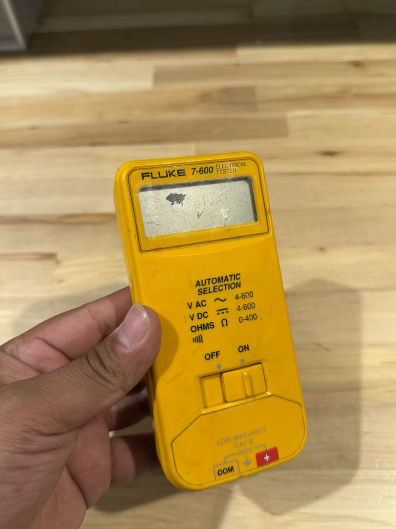 FLUKE 7-600 ELECTRICAL TESTER FOR PARTS