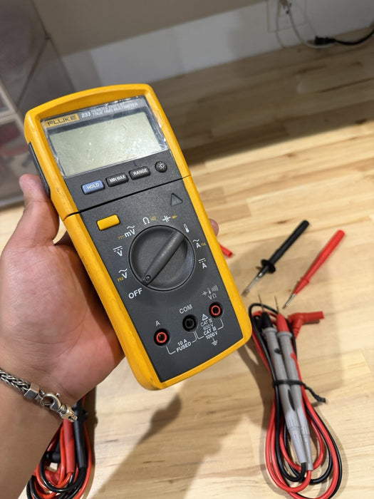 FLUKE 233 REMOTE DISPLAY AUTOMOTIVE DIGITAL  MULTIMETER (TESTED) FREE SHIPPING