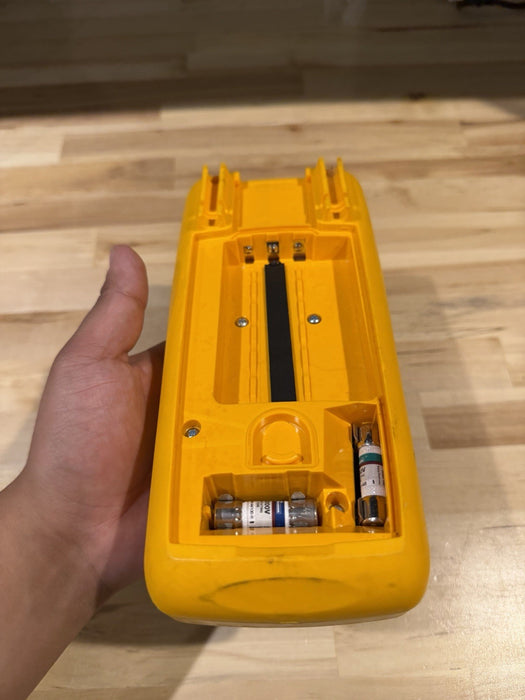 FLUKE 289 TRUE-RMS LOGGING MULTIMETER (PARTS ONLY) FOR PARTS
