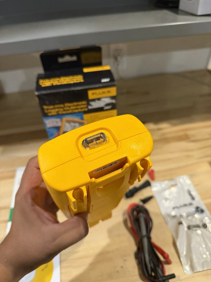 FLUKE 287 TRUE-RMS ELECTRONIC LOGGING MULTIMETER W/ TREND CAPTURE (NEW)