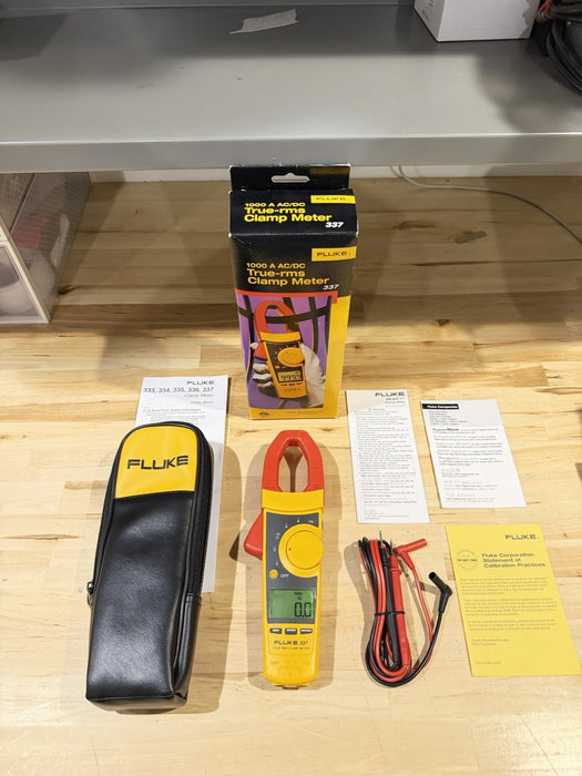 FLUKE 337 TRUE RMS CLAMP METER WITH LEADS & CLIPS RARE