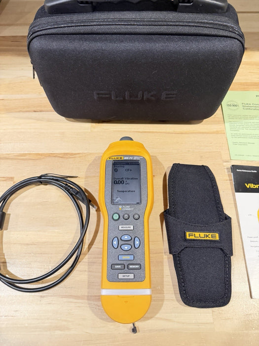 FLUKE 805 FC VIBRATION METER W / ACCESSORIES  SHIPS FAST / FREE SHIPPING