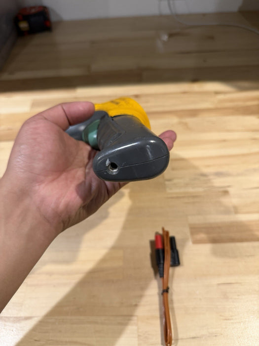 FLUKE 568 IR THERMOMETER WITH PROBE TESTED