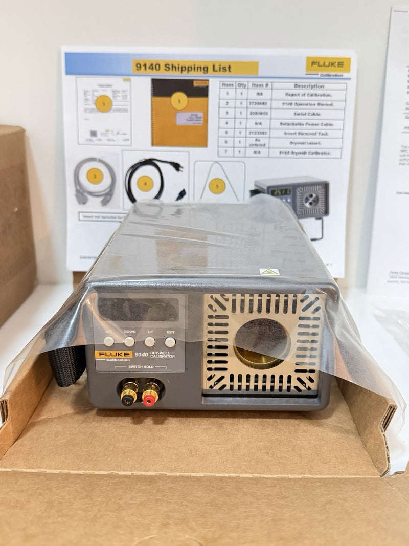FLUKE 9140-C-156 DRY-WELL CALIBRATOR KIT CAL DATE 20252026