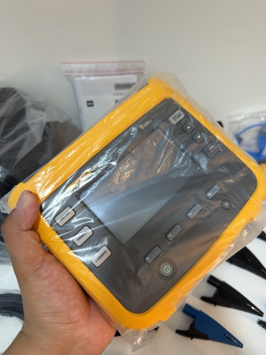 FLUKE 1736 POWER LOGGER NEW FACTORY SEALED (CALIBRATED 2025) FREE SHIPPING NEW