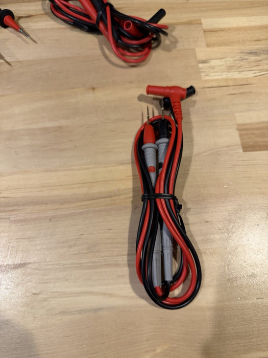 FLUKE 28 II EX TRUE RMS MULTIMETER W / LEADS & CLIPS - FREE SHIPPING