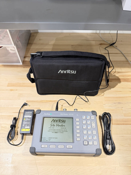 ANRITSU SITE MASTER S251B ANALYZER WITH CHARGER TESTED