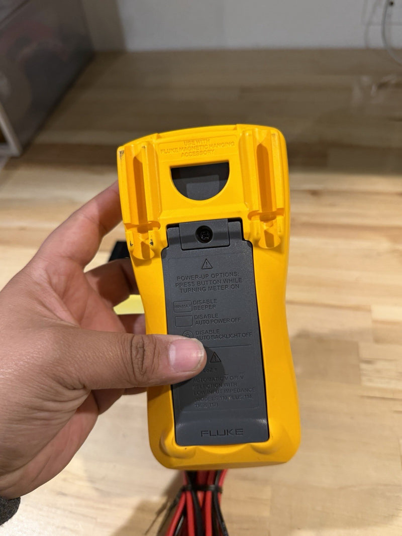 FLUKE 116 TRUS-RMS MULTIMETER LEADS TESTED