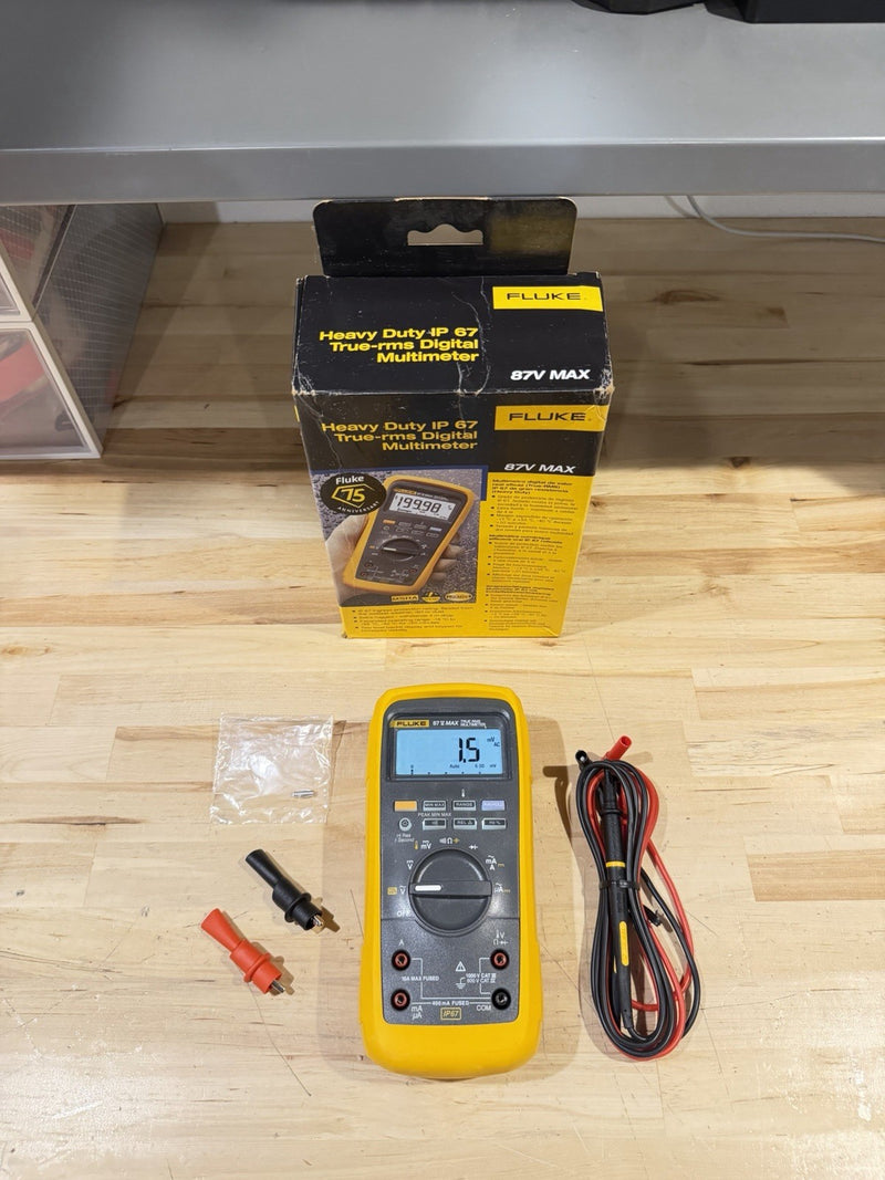 FLUKE 87V MAX TRUE RMS MULTIMETER W/ LEADS & CLIPS