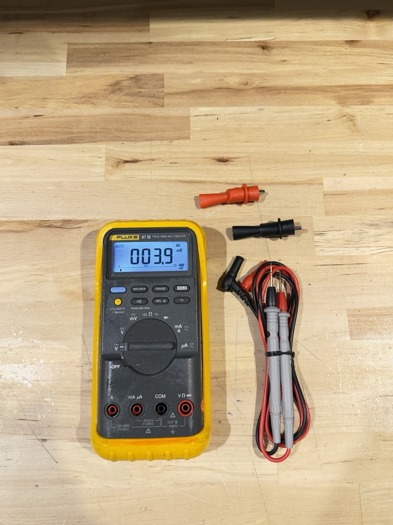 FLUKE 87 III TRUE RMS MULTIMETER W/LEADS & CLIPS - SHIPS FAST #8