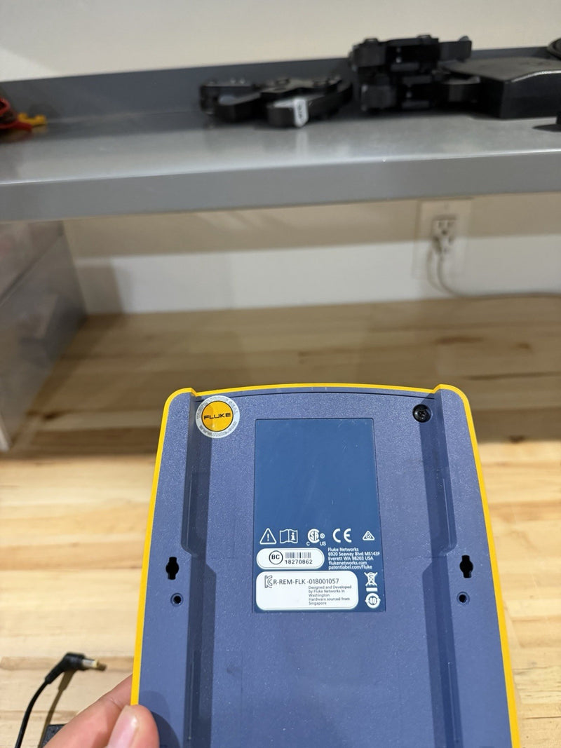 FLUKE NETWORKS VERSIV 2 REMOTE ONLY FOR DSX-5000/DSX-8000 (SHIPS FREE)