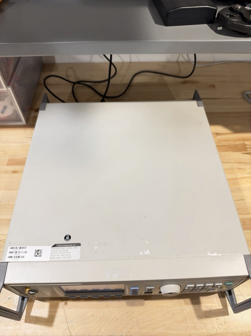 FLUKE 9610A/AF RF REFERENCE SOURCE - FREE SHIPPING (SHIPS FAST)