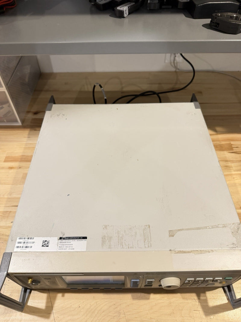 FLUKE 9610A/AF RF REFERENCE SOURCE - FREE SHIPPING (SHIPS FAST) - PARTS ONLY