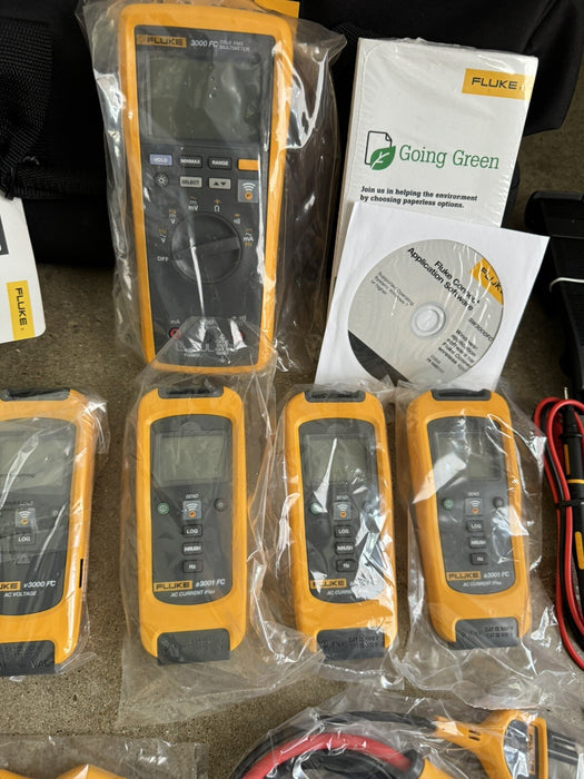 FLUKE 3000 FC IND WIRELESS TRUE RMS DIGITAL MULTIMETER INDUSTRIAL KIT NEW