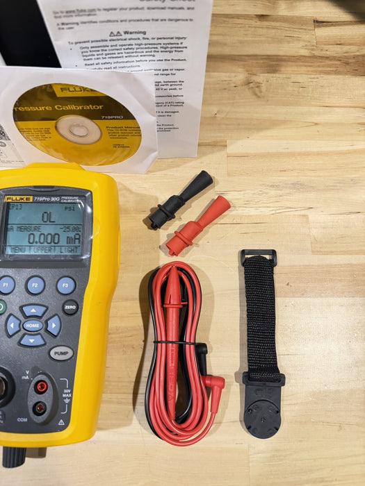 FLUKE 719PRO 30G PRESSURE CALIBRATOR KIT (TESTED) NEW SEALED - FREE SHIPPING