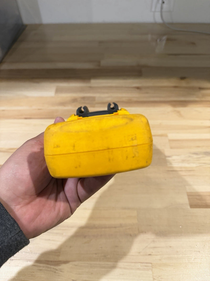 FLUKE 187 TRUE RMS MULTIMETER FOR PARTS